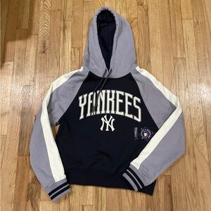 New Era New York Yankees Hoodie NWT